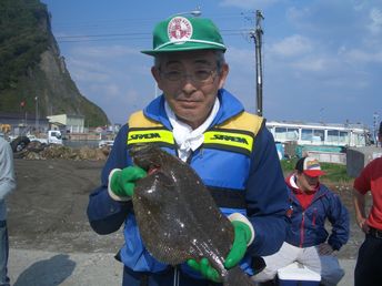 余市沖　ヒラメ　ひらめ