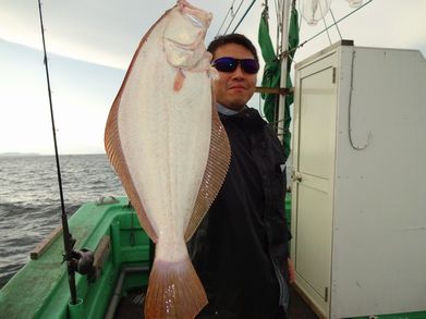 小樽　小樽沖　ヒラメ釣り