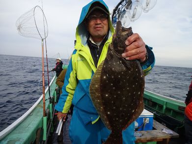 小樽　小樽沖　ヒラメ釣り