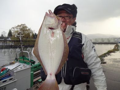 小樽　小樽沖　ヒラメ釣り