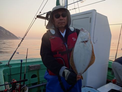 小樽　小樽沖　ヒラメ釣り