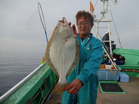 小樽　小樽沖　ヒラメ釣り