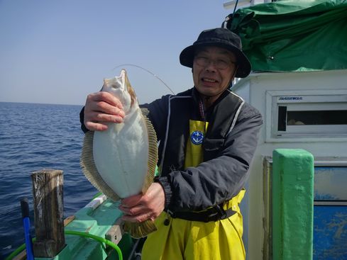 小樽　小樽沖　ヒラメ釣り