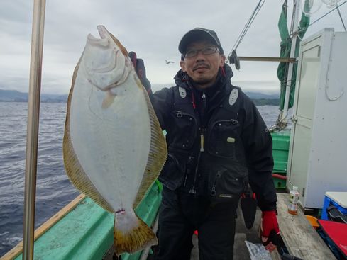 小樽　小樽沖　ヒラメ釣り