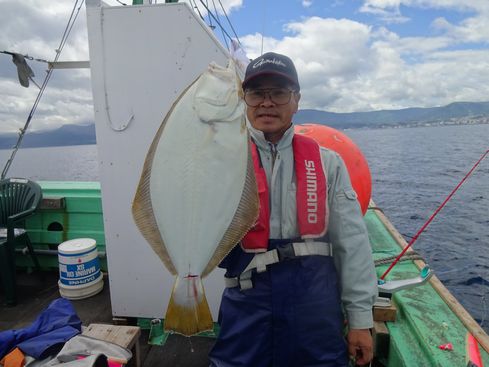 小樽　小樽沖　ヒラメ釣り