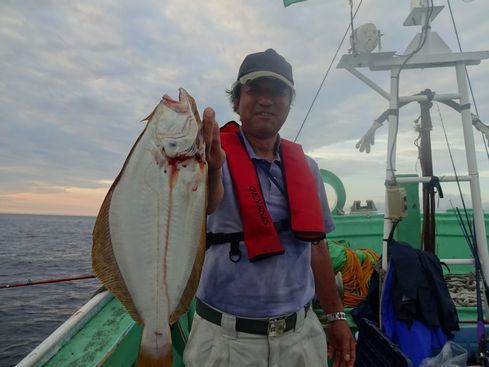 小樽　小樽沖　ヒラメ釣り