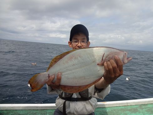 小樽　小樽沖　ヒラメ釣り