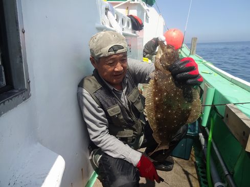 小樽　小樽沖　ヒラメ釣り