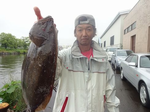 小樽　小樽沖　ヒラメ釣り