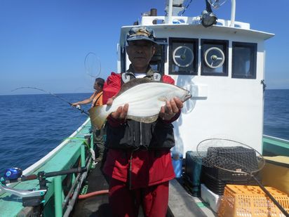 小樽　小樽沖　ヒラメ釣り