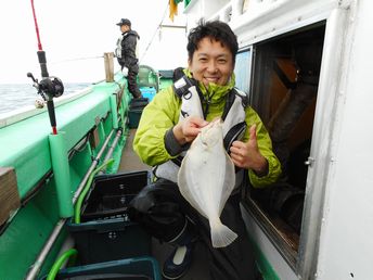 小樽　小樽沖　ヒラメ釣り