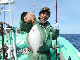 小樽　小樽沖　ヒラメ釣り